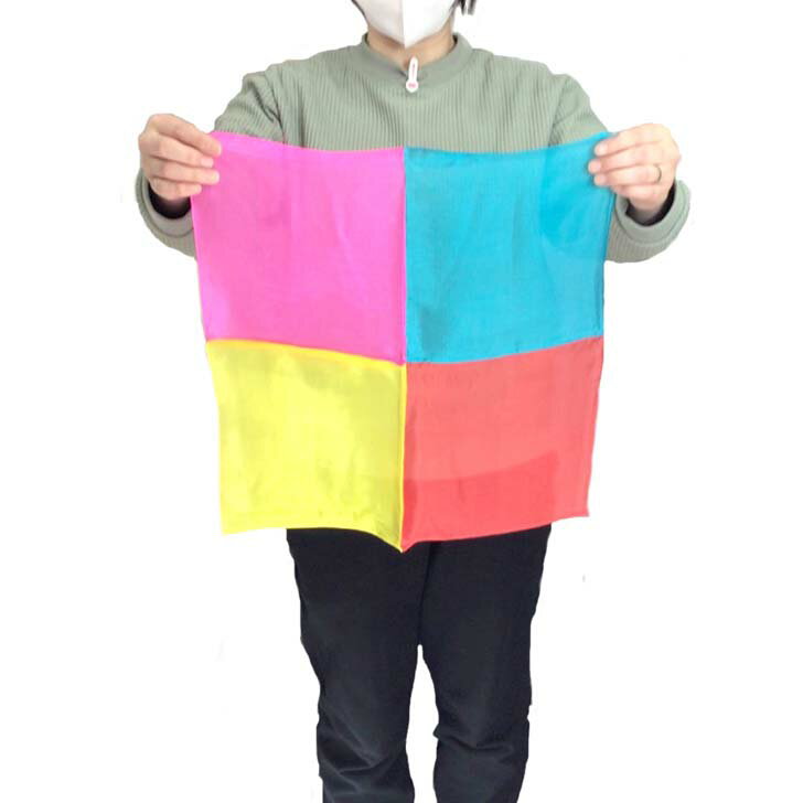 マジックグッツ 手品 4枚 ツギハギ シルク　（45cm×45cm）シルク　ハンカチ1