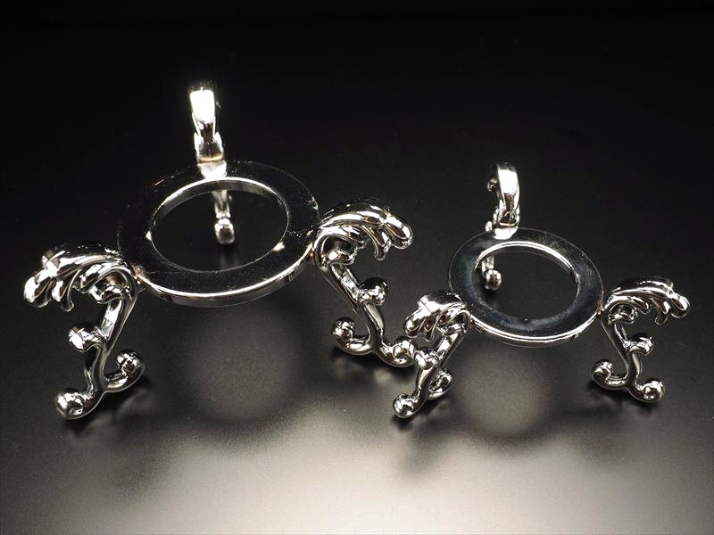 ●【Mサイズ 丸玉用 金属製台座 シルバー】 円部分直径約39mm×高さ約41mm ゴージャスリーフデザイン つやつや光沢【inmy】 パワーストーン 天然石