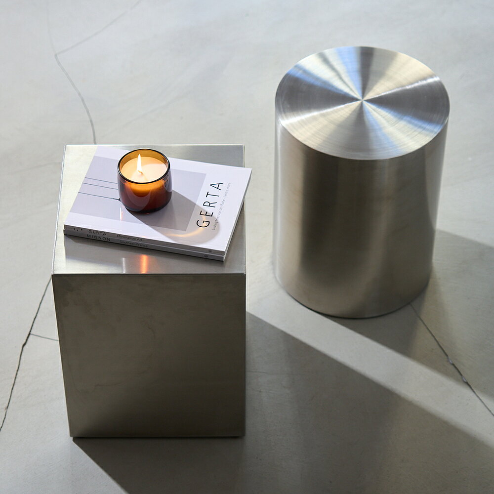 【365日配送】最大1000円OFFクーポン ステンレス スクエア テーブル ローテーブル サイドテーブル メタル シルバー カフェテーブル スツール ディスプレイ 什器 コンパクト 正方形 店舗什器 シンプル モダン おしゃれ 韓国インテリア ディスプレイテーブル【エトレマ】