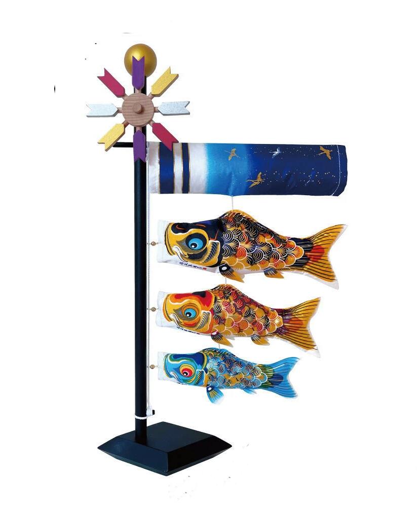 日本製 徳永鯉のぼり 卓上こいのぼり京錦 127-100 室内用 コンパクト ミニ 男の子 職人 手捺染 手染め こどもの日 日本画 徳永春穂 おしゃれ 和室 洋室卓上こいのぼり 18cm鯉3匹 室内用　京錦京鶴吹流し 日本の伝統文化 プーカ 室内 コンパクト 卓上 京錦 徳永 高さ41cm